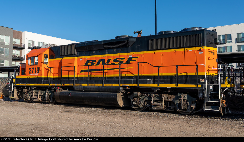 BNSF 2718